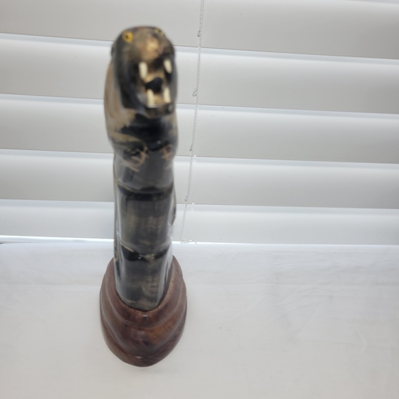 VINTAGE HAND CARVED HORN TIGER SCUTTURE MADE IN THAILAND - Picture 11 of 14